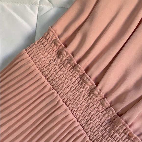 Express dress - Picture 4 of 4